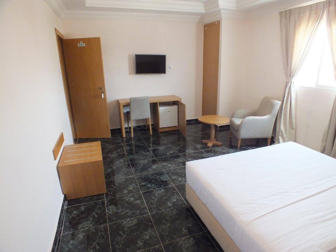 Hotel El Medina นูอาดิบู ภายนอก รูปภาพ